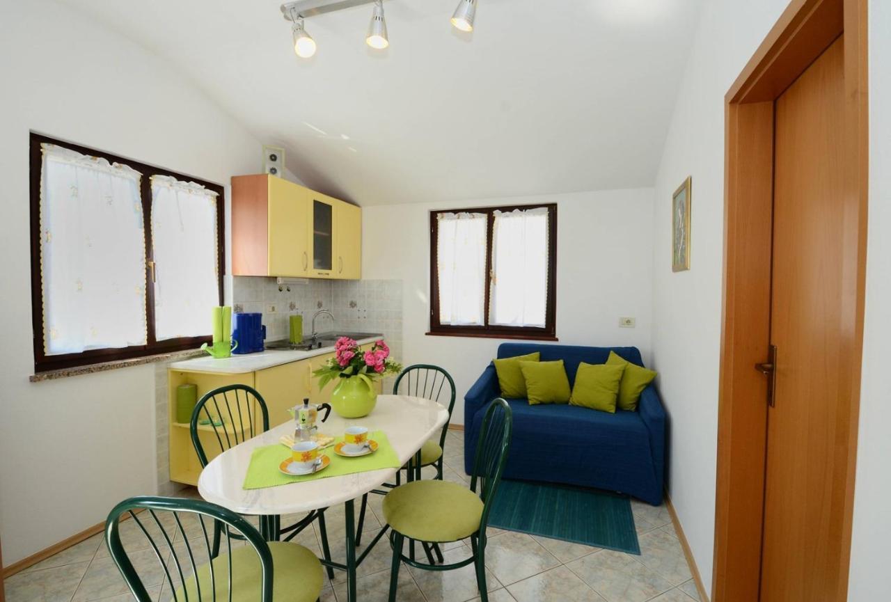 Apartments Kadum Porec Center Near The Beach Buitenkant foto